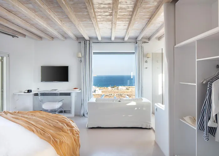 Villa Alegria Estate - 14 Bedrooms Option *