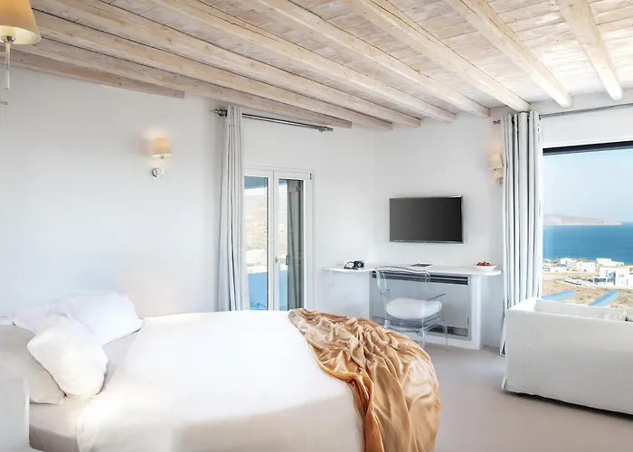 Villa Alegria Estate - 14 Bedrooms Option *